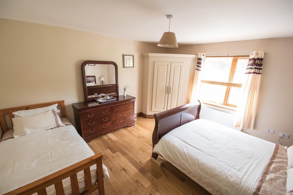 Restmore B&B Annascaul Ngoại thất bức ảnh