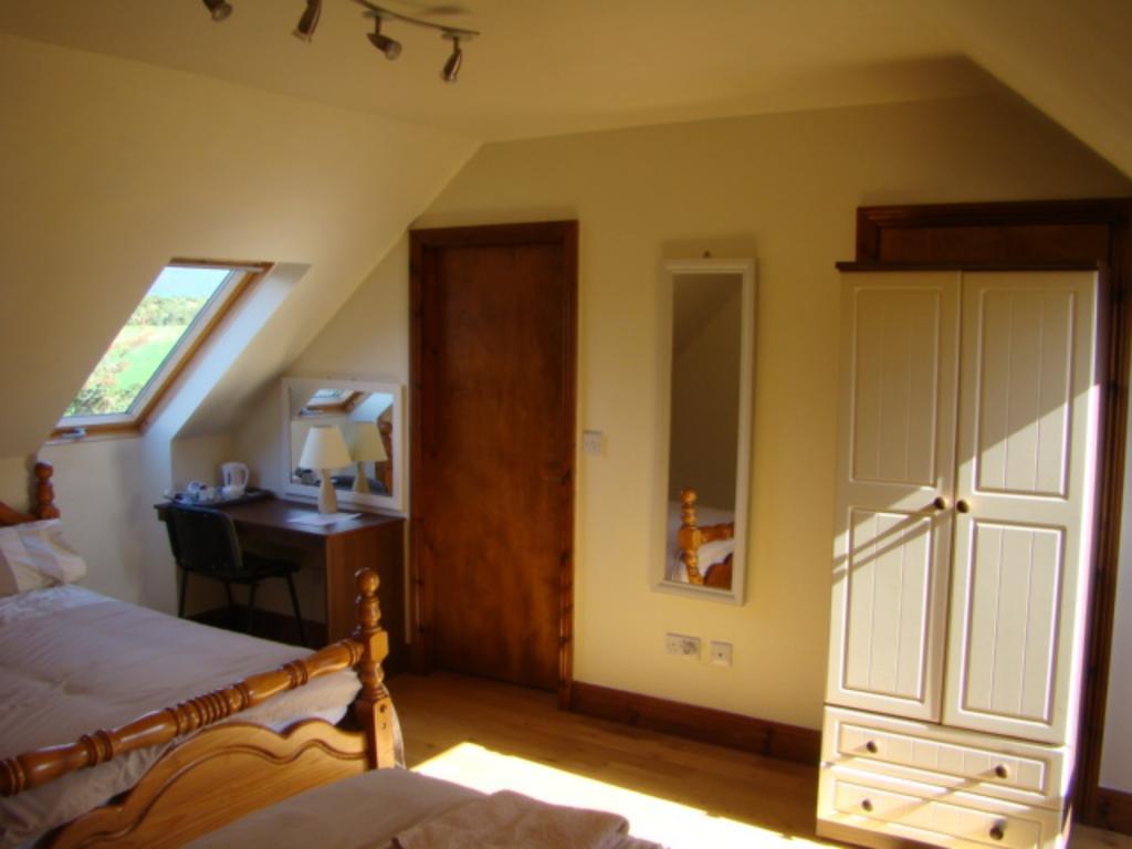 Restmore B&B Annascaul Ngoại thất bức ảnh